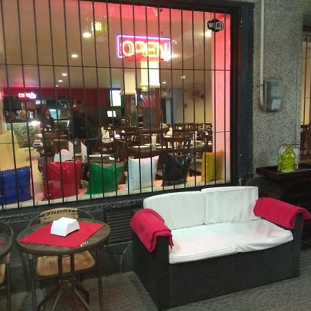 Petit Rivera Hotel מראה חיצוני תמונה
